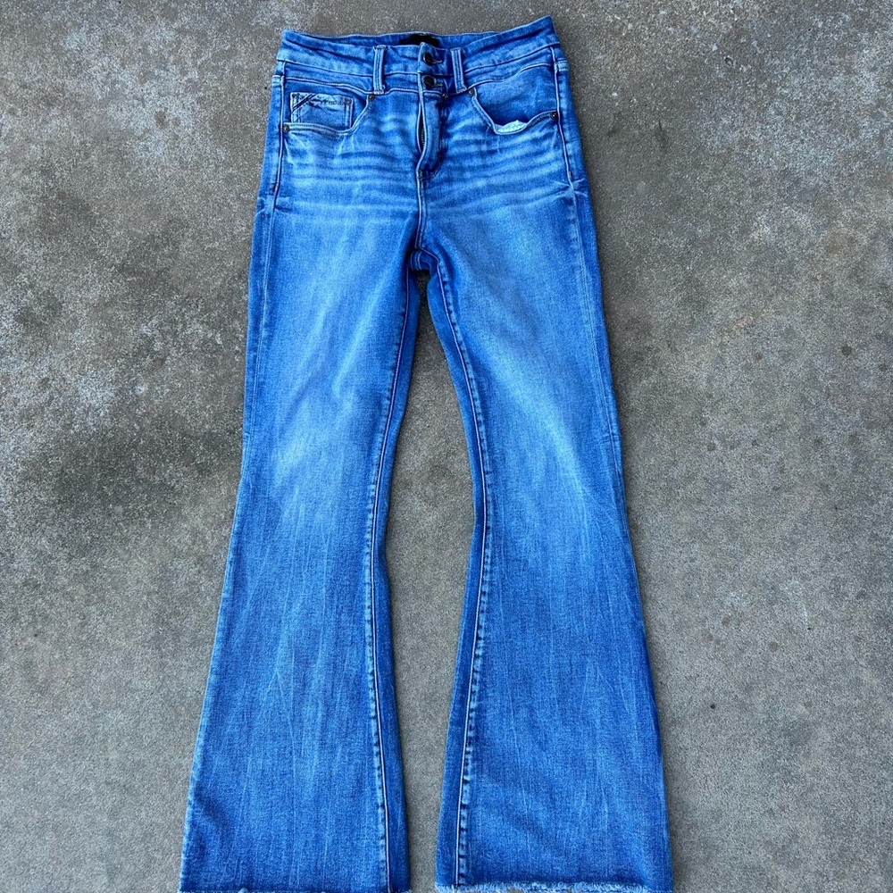 Buckle Women's Classic Flare Leg Jeans